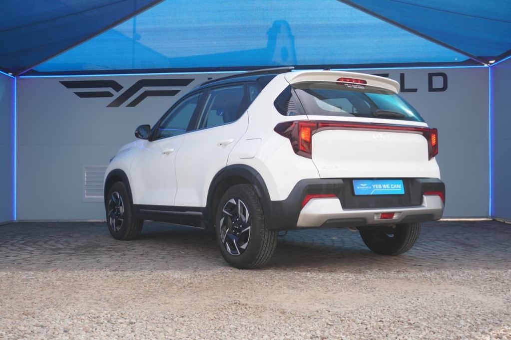 2025 KIA SONET, White, 1800Kms, Automatic, , Petrol, R329 900, Kuilsriver
