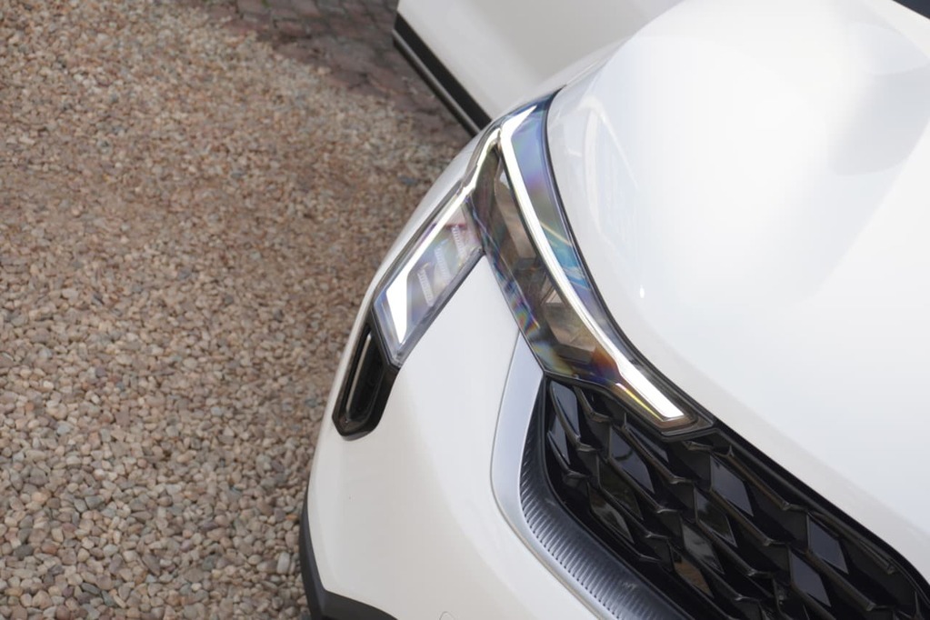 2025 KIA SONET, White, 1800Kms, Automatic, , Petrol, R329 900, Kuilsriver