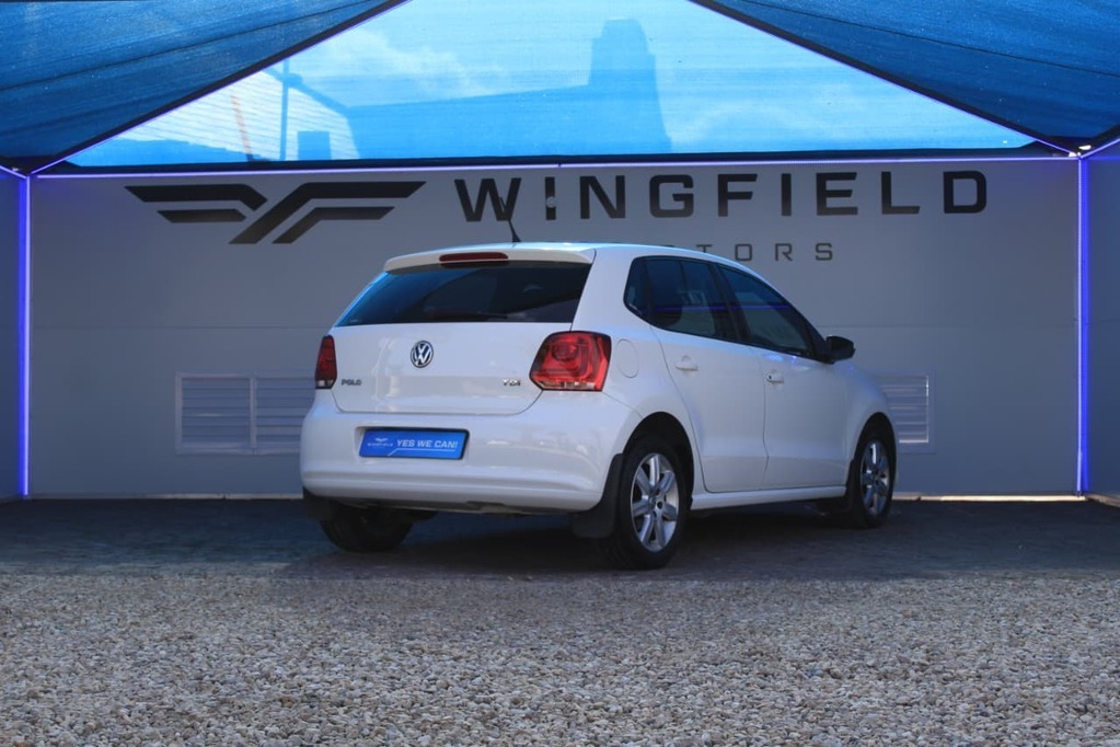 2013 VOLKSWAGEN POLO, White, 166000Kms, Manual, Hatchback, Diesel, R159 900, Kuilsriver