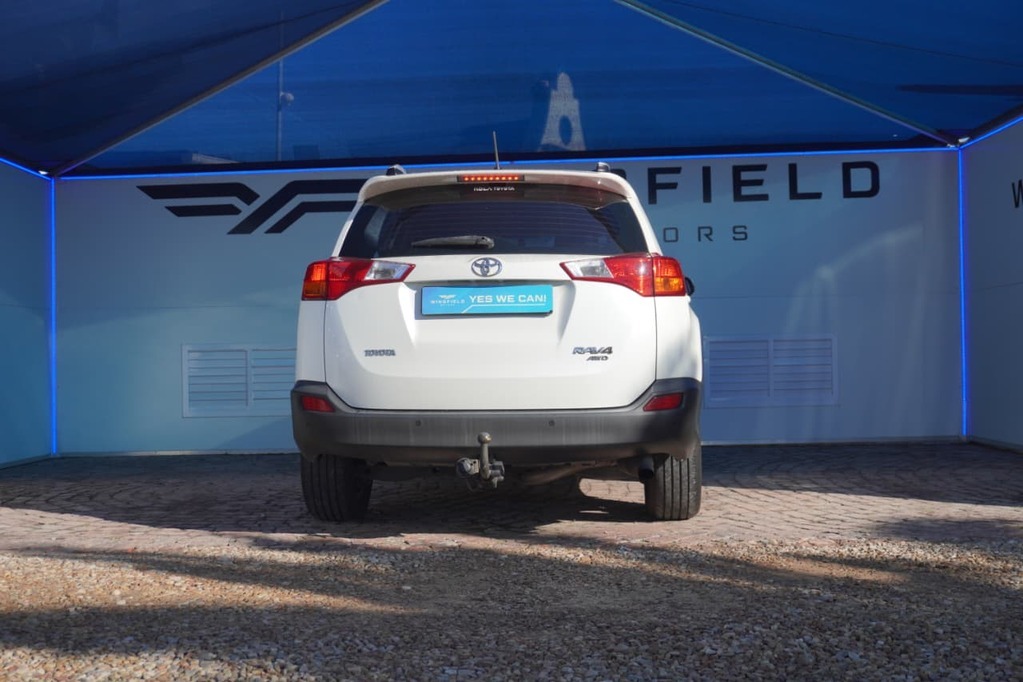 2013 TOYOTA RAV 4, White, 180000Kms, Manual, SUV, Diesel, R210 000, Kuilsriver