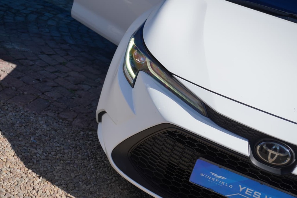 2020 TOYOTA COROLLA, White, 108200Kms, Manual, Sedan, Petrol, R269 900, Kuilsriver