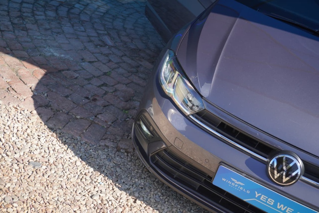 2022 VOLKSWAGEN POLO, Purple, 73000Kms, Manual, Hatchback, Petrol, R339 995, Kuilsriver