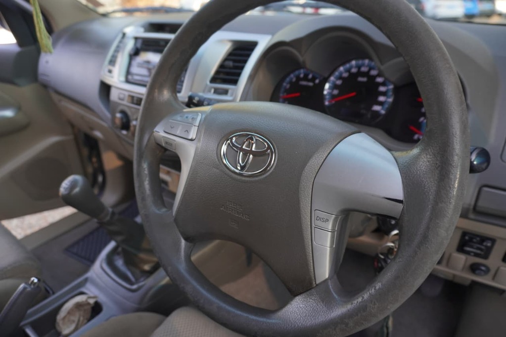 2013 TOYOTA FORTUNER, Champagne, 202000Kms, Manual, SUV, Diesel, R259 900, Kuilsriver