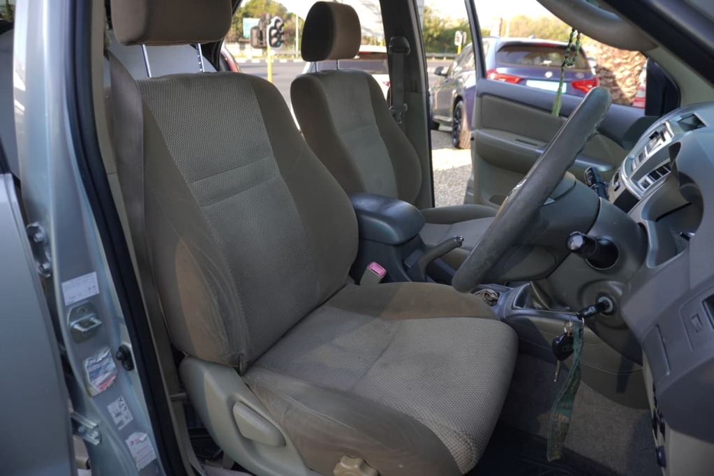 2013 TOYOTA FORTUNER, Champagne, 202000Kms, Manual, SUV, Diesel, R259 900, Kuilsriver