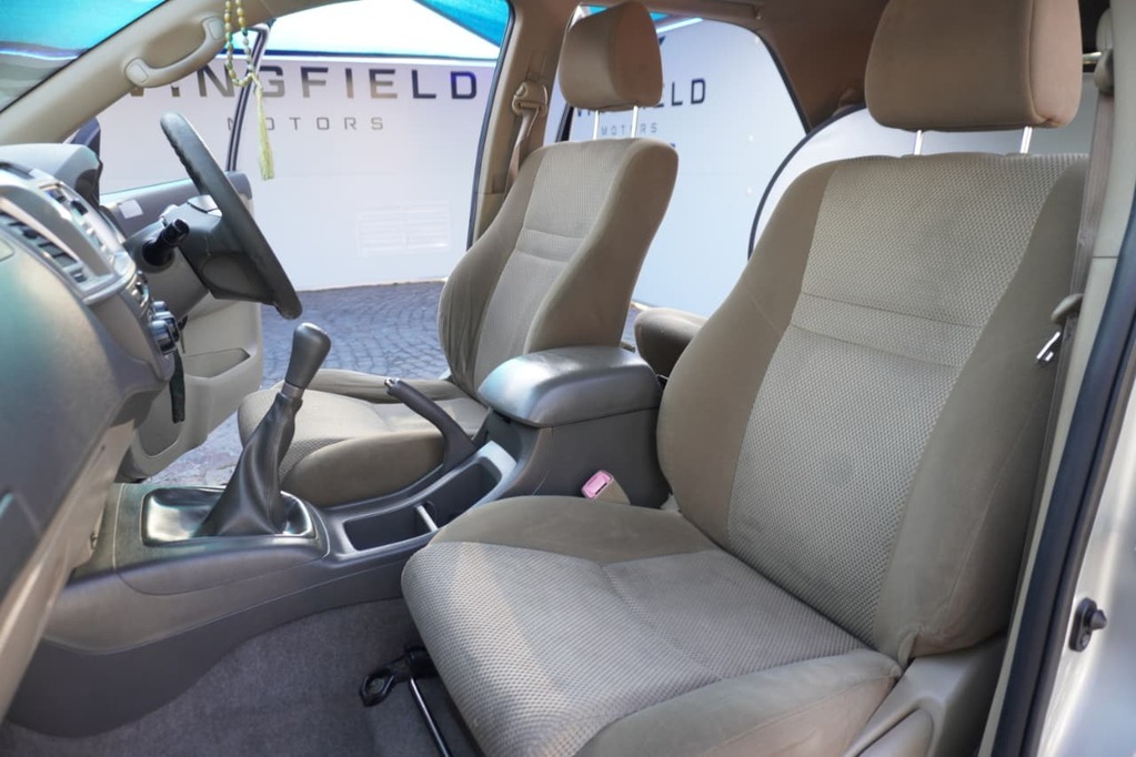 2013 TOYOTA FORTUNER, Champagne, 202000Kms, Manual, SUV, Diesel, R259 900, Kuilsriver