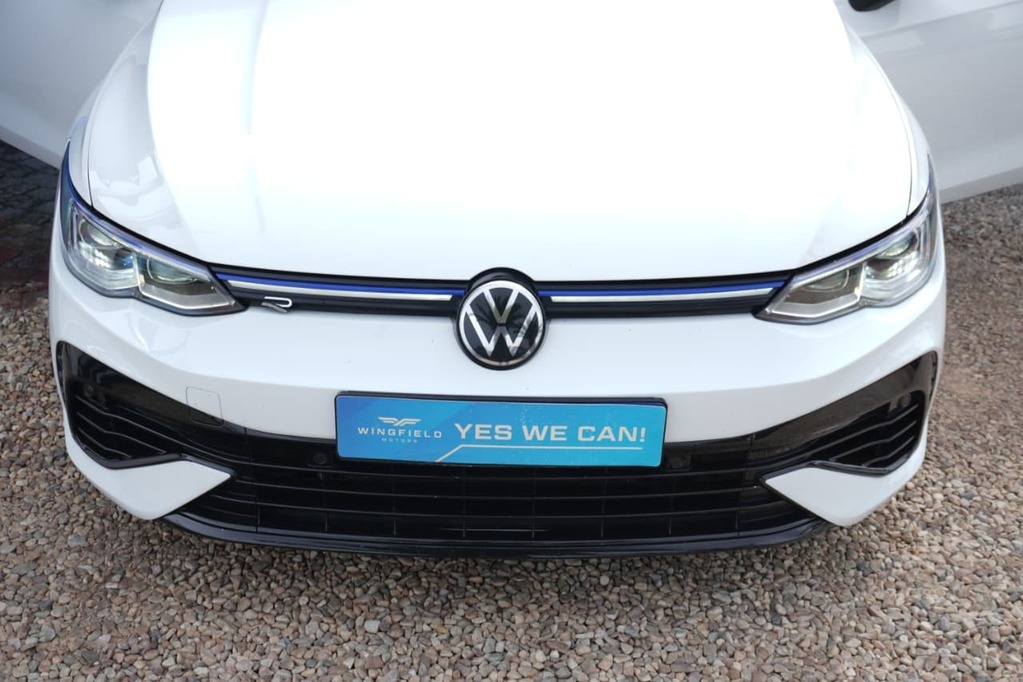 2024 VOLKSWAGEN GOLF 8, White, 77000Kms, Automatic, Hatchback, Petrol, R899 900, Kuilsriver