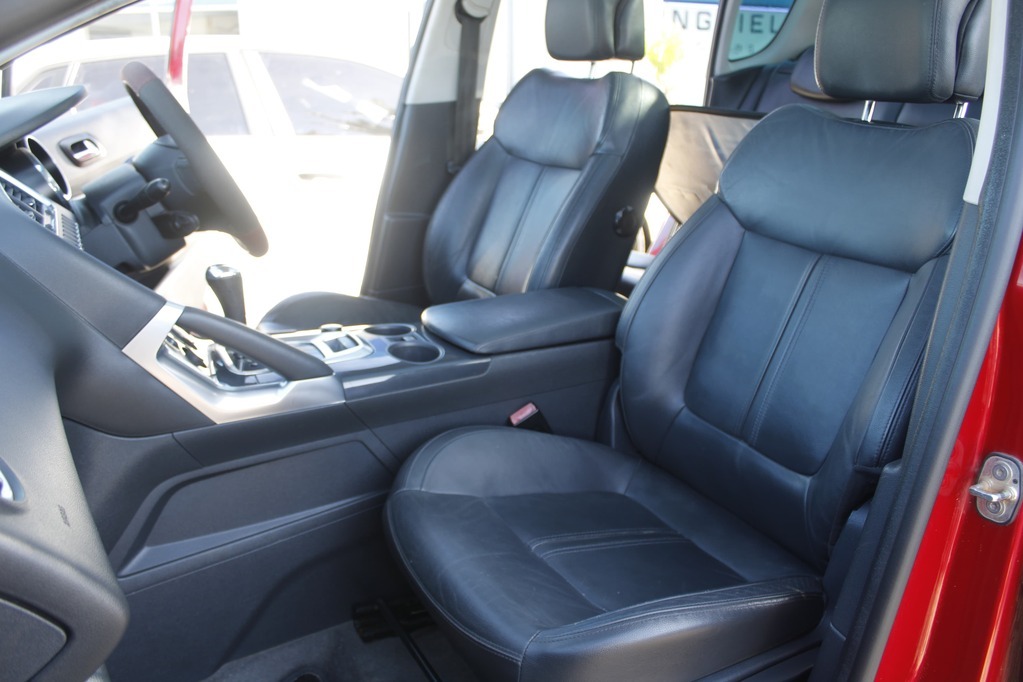 2012 PEUGEOT 3008, Red, 164657Kms, Automatic, Hatchback, Petrol, R99 900, Kuilsriver