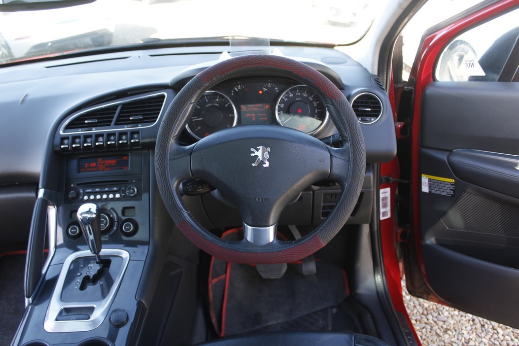 2012 PEUGEOT 3008, Red, 164657Kms, Automatic, Hatchback, Petrol, R99 900, Kuilsriver