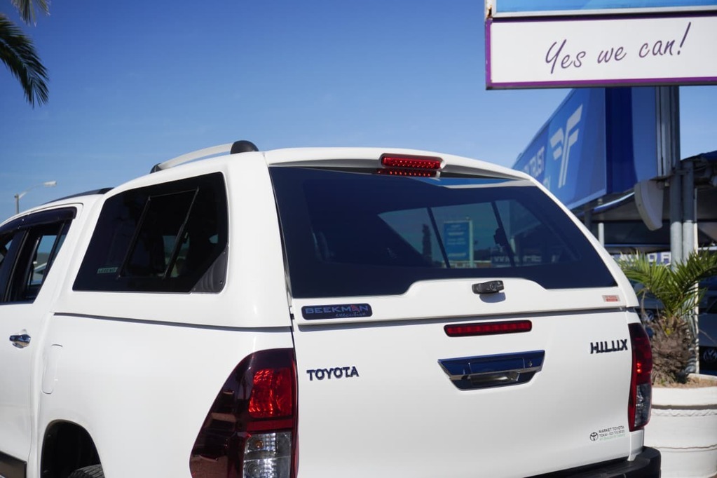 2020 TOYOTA HILUX, White, 60000Kms, Automatic, Bakkie Double Cab, Diesel, R609 900, Kuilsriver