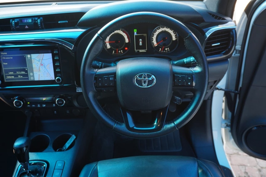 2020 TOYOTA HILUX, White, 60000Kms, Automatic, Bakkie Double Cab, Diesel, R609 900, Kuilsriver