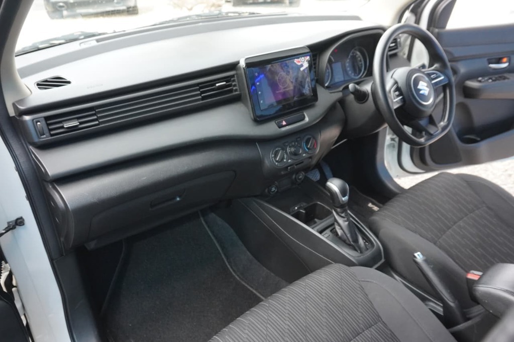 2023 SUZUKI ERTIGA, White, 95000Kms, Automatic, MPV, Petrol, R299 900, Kuilsriver