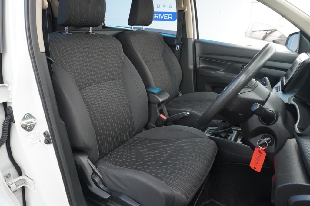 2023 SUZUKI ERTIGA, White, 95000Kms, Automatic, MPV, Petrol, R299 900, Kuilsriver