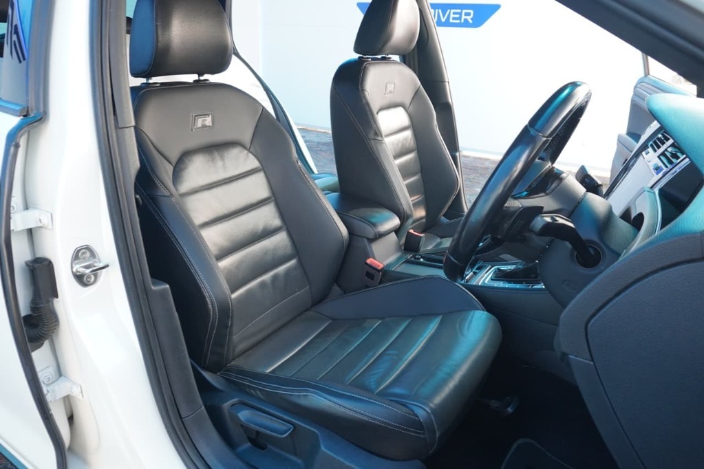 2019 VOLKSWAGEN GOLF 7, White, 138000Kms, Automatic, Hatchback, Petrol, R529 900, Kuilsriver
