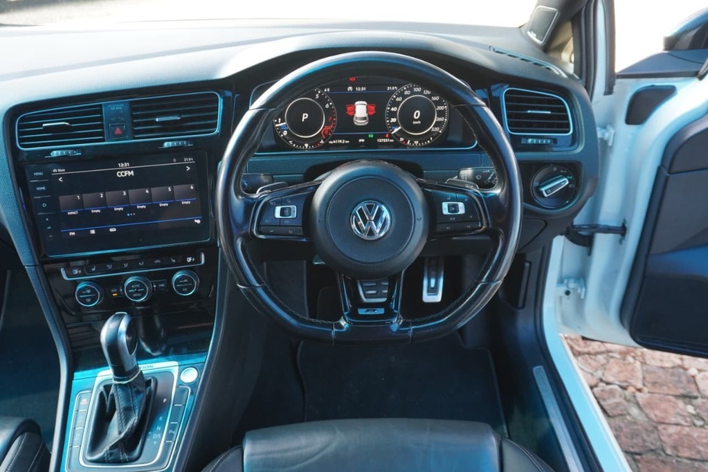 2019 VOLKSWAGEN GOLF 7, White, 138000Kms, Automatic, Hatchback, Petrol, R529 900, Kuilsriver