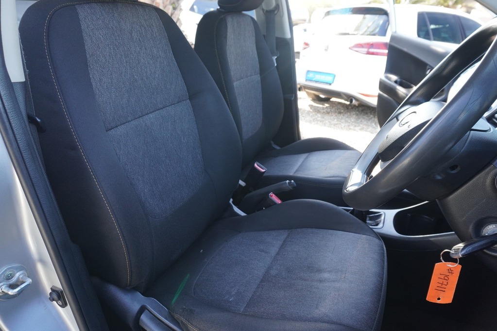 2014 KIA PICANTO, Silver, 172280Kms, Manual, Hatchback, Petrol, R109 900, Kuilsriver