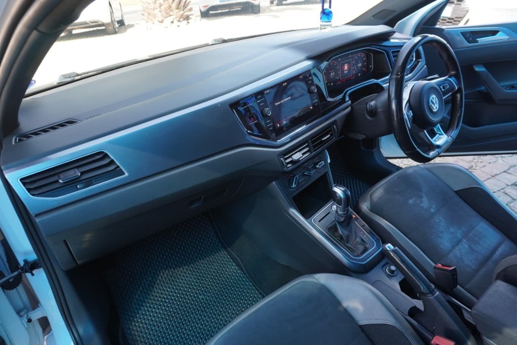 2019 VOLKSWAGEN POLO, White, 143500Kms, Automatic, Hatchback, Petrol, R339 900, Kuilsriver