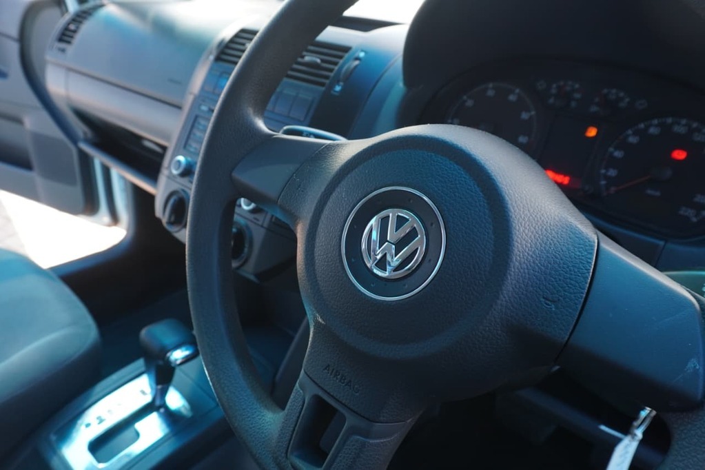 2017 VOLKSWAGEN POLO VIVO GP, White, 98000Kms, Automatic, Sedan, Petrol, R149 900, Kuilsriver