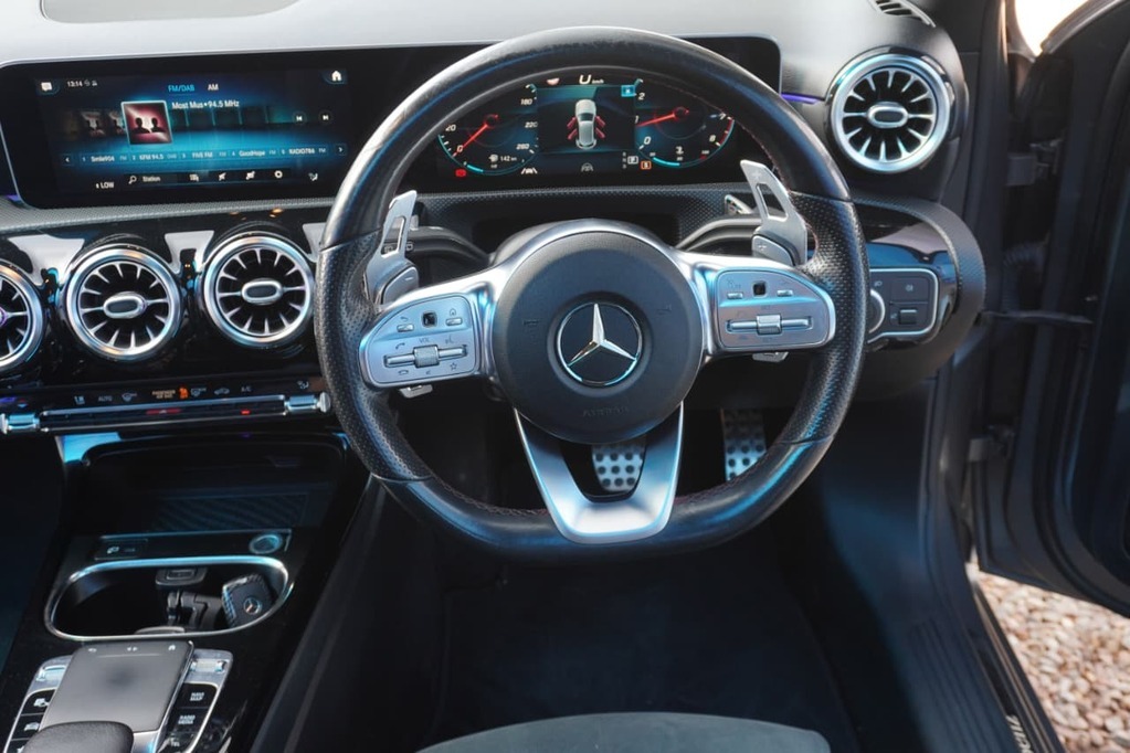 2019 MERCEDES-BENZ A CLASS, Metalic grey , 123000Kms, Automatic, Hatchback, Petrol, R339 900, Kuilsriver