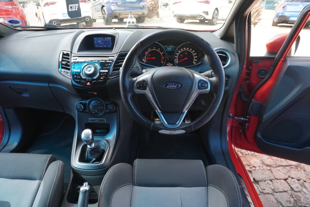 2014 FORD FIESTA, Orange, 172000Kms, Manual, Hatchback, Petrol, R179 900, Kuilsriver