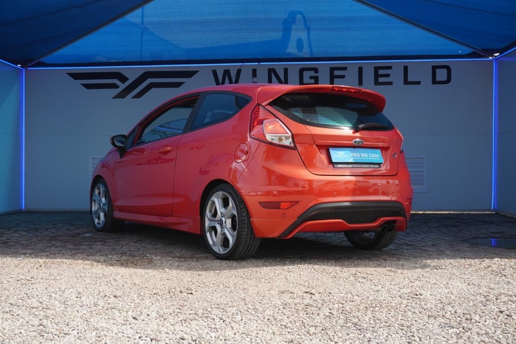 2014 FORD FIESTA, Orange, 172000Kms, Manual, Hatchback, Petrol, R179 900, Kuilsriver