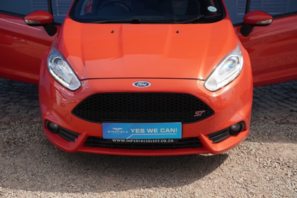 2014 FORD FIESTA, Orange, 172000Kms, Manual, Hatchback, Petrol, R179 900, Kuilsriver