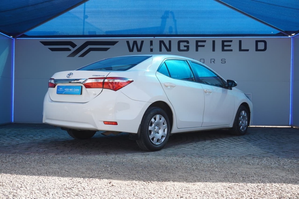 2018 TOYOTA COROLLA, White, 355723Kms, Manual, Sedan, Petrol, R149 900, Kuilsriver