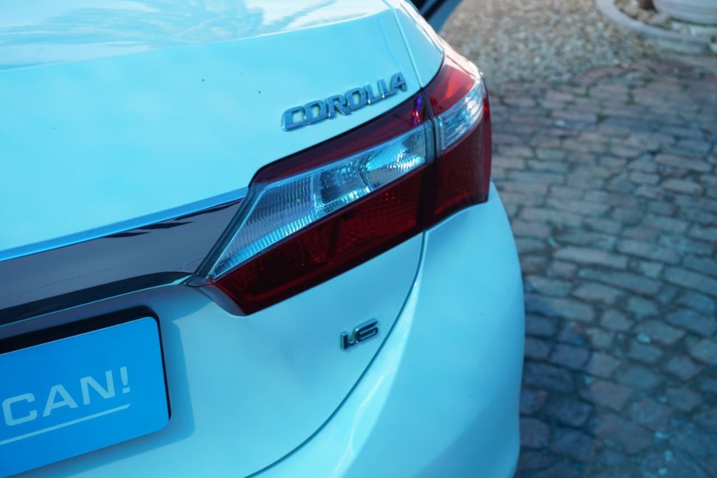 2018 TOYOTA COROLLA, White, 355723Kms, Manual, Sedan, Petrol, R149 900, Kuilsriver