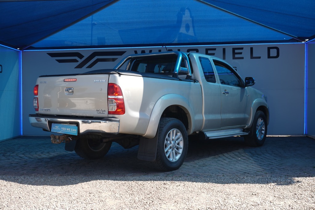 2012 TOYOTA HI-LUX, Gold, 288669Kms, Manual, Bakkie Single Cab, Diesel, R229 900, Wingfield Motors Kuilsriver