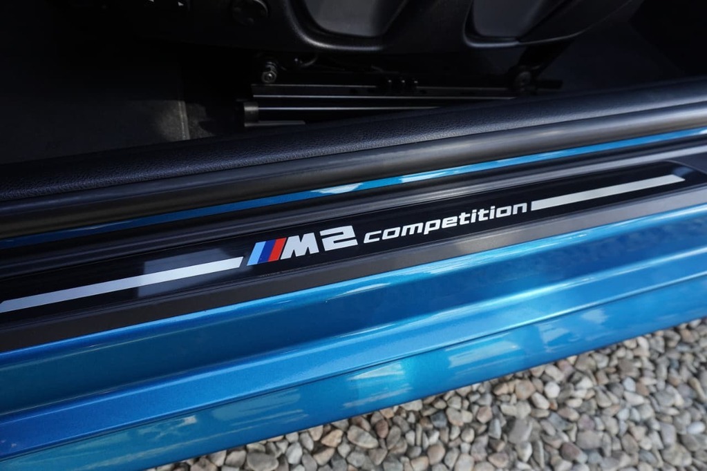 2022 BMW 2 SERIES, Blue metallic, 26598Kms, Automatic, Coupe, Petrol, R1 100 000, Kuilsriver