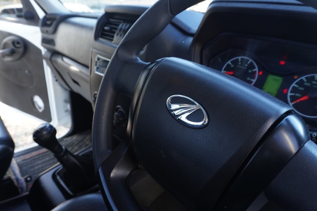 2025 MAHINDRA PIK UP, White, 19000Kms, Manual, Bakkie Single Cab, Diesel, R289 900, Wingfield Motors Kuilsriver