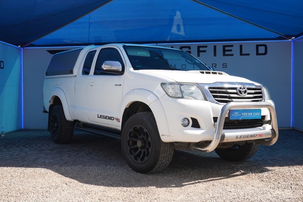 2016 TOYOTA HI-LUX, Gold, 318000Kms, Manual, Bakkie Club Cab, Diesel, R289 900, Kuilsriver