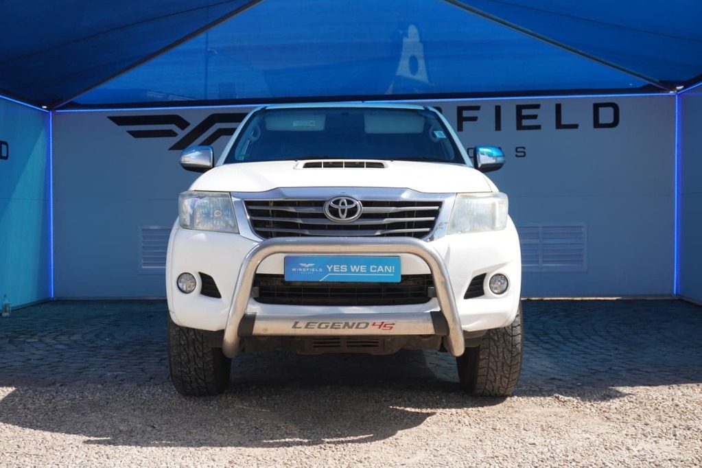 2016 TOYOTA HI-LUX, Gold, 318000Kms, Manual, Bakkie Club Cab, Diesel, R289 900, Kuilsriver