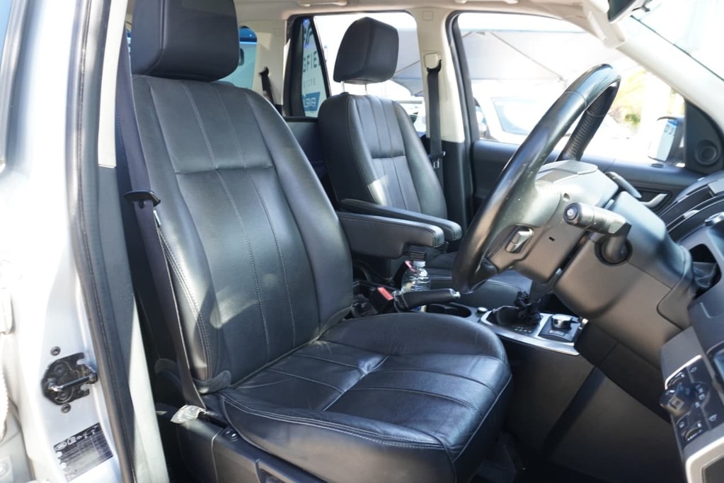 2011 LAND ROVER FREELANDER, Silver, 224000Kms, Automatic, SUV, Diesel, R139 900, Wingfield Motors Kuilsriver