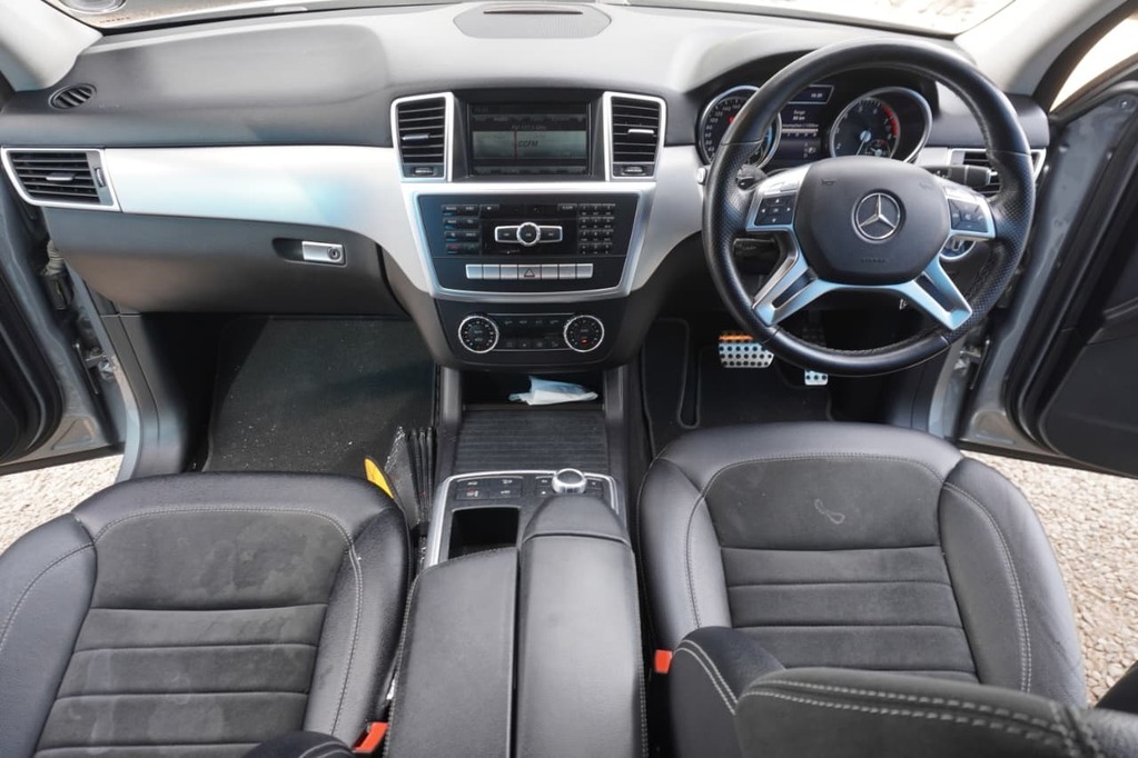 2013 MERCEDES-BENZ M CLASS, Metalic grey, 77000Kms, Automatic, SUV, Petrol, R399 900, Wingfield Motors Kuilsriver
