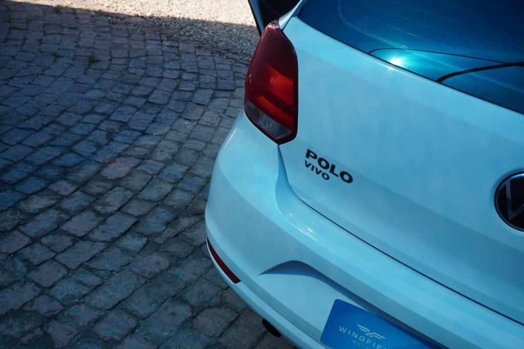 2023 VOLKSWAGEN POLO VIVO, White, 86000Kms, Manual, Hatchback, Petrol, R219 900, Kuilsriver