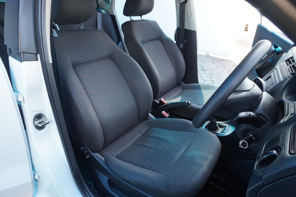 2023 VOLKSWAGEN POLO VIVO, White, 86000Kms, Manual, Hatchback, Petrol, R219 900, Kuilsriver