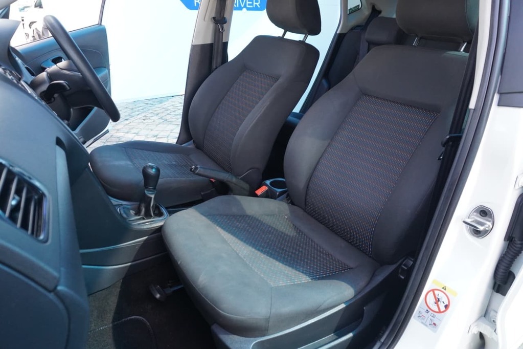 2023 VOLKSWAGEN POLO VIVO, White, 86000Kms, Manual, Hatchback, Petrol, R219 900, Kuilsriver