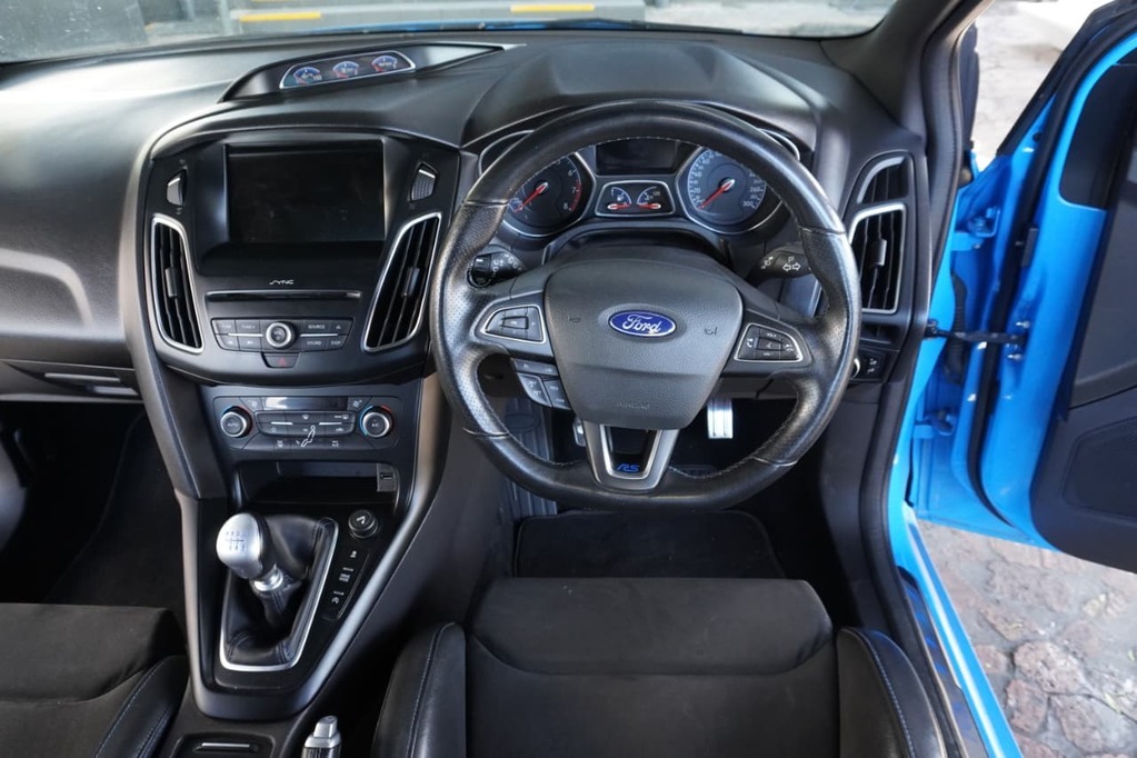 2017 FORD FOCUS, Blue, 74836Kms, Manual, Hatchback, Petrol, R499 900, Wingfield Motors Kuilsriver