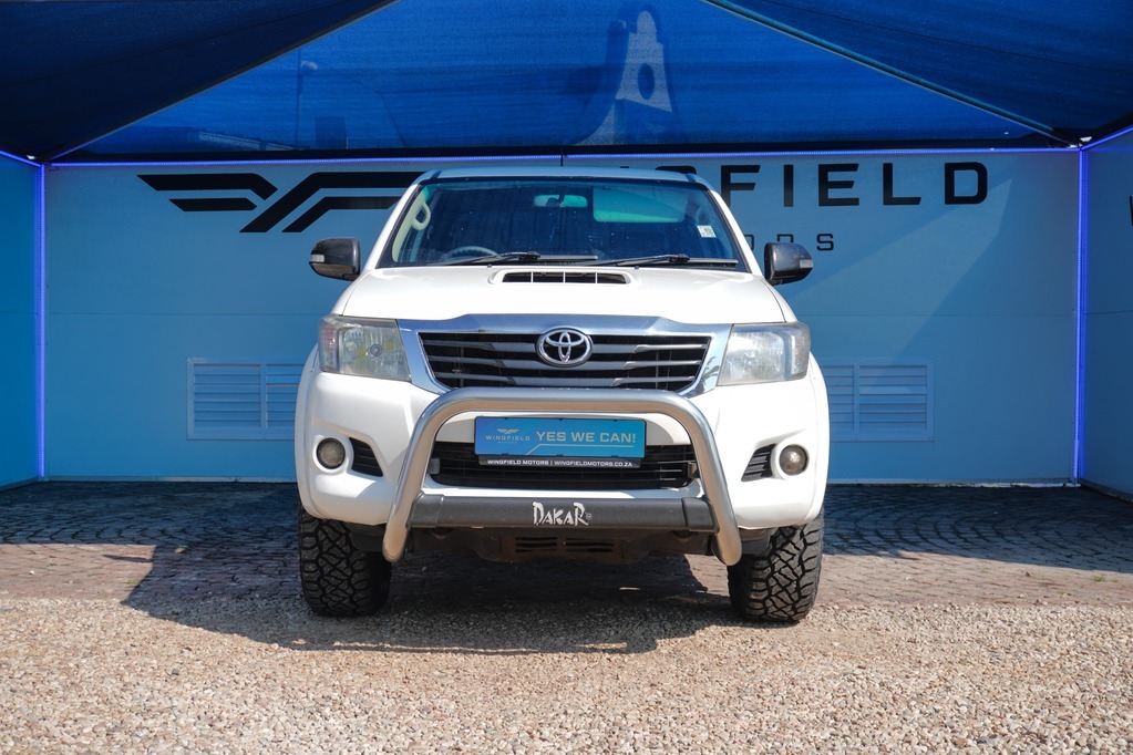 2015 TOYOTA HI-LUX, White, 331980Kms, Manual, Bakkie Double Cab, Diesel, R244 900, Wingfield Motors Kuilsriver