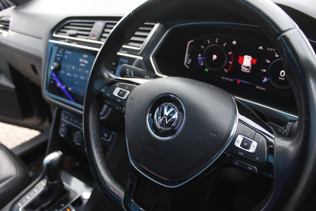 2019 VOLKSWAGEN TIGUAN, Grey, 99000Kms, Automatic, SUV, Petrol, R379 900, Wingfield Motors Kuilsriver