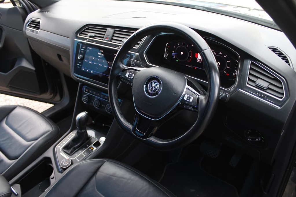 2019 VOLKSWAGEN TIGUAN, Grey, 99000Kms, Automatic, SUV, Petrol, R379 900, Wingfield Motors Kuilsriver