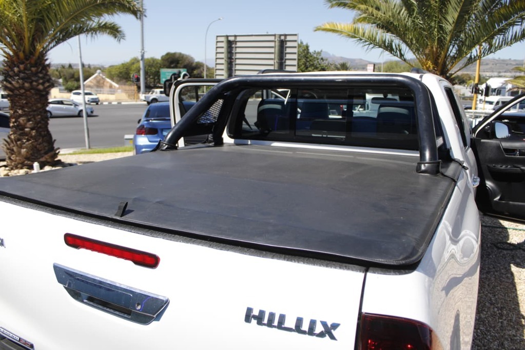 2019 TOYOTA HILUX, White, 71000Kms, Automatic, Bakkie Double Cab, Diesel, R619 900, Wingfield Motors Kuilsriver