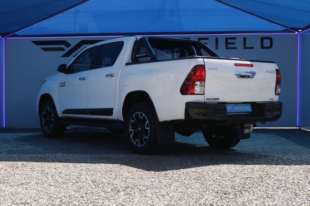 2019 TOYOTA HILUX, White, 71000Kms, Automatic, Bakkie Double Cab, Diesel, R619 900, Wingfield Motors Kuilsriver