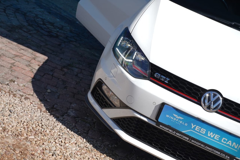 2016 VOLKSWAGEN POLO, White, 124000Kms, Automatic, Hatchback, Petrol, R299 900, Wingfield Motors Kuilsriver