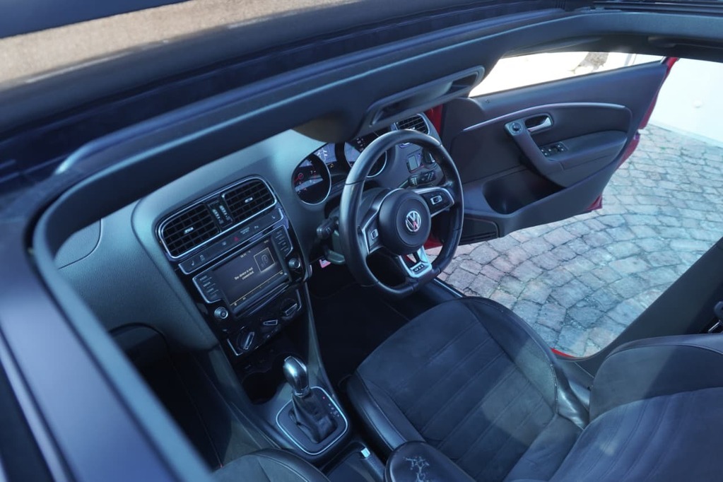2018 VOLKSWAGEN POLO, Red, 168000Kms, Automatic, Hatchback, Petrol, R279 900, Wingfield Motors Kuilsriver
