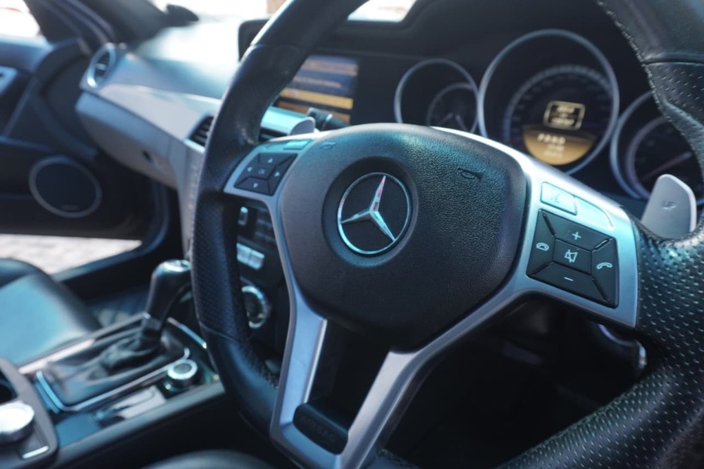 2012 MERCEDES-BENZ C CLASS SEDAN, Black, 139000Kms, Automatic, Sedan, Petrol, R649 900, Wingfield Motors Kuilsriver