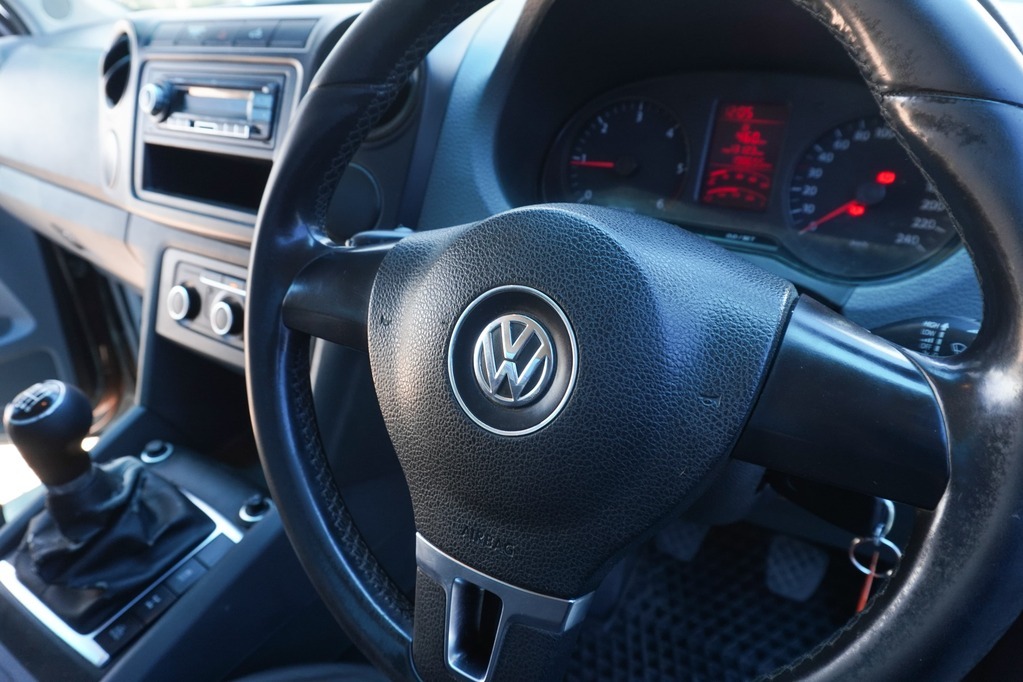 2012 VOLKSWAGEN AMAROK, Burgundy, 198655Kms, Manual, Bakkie Single Cab, Diesel, R149 900, Wingfield Motors Kuilsriver