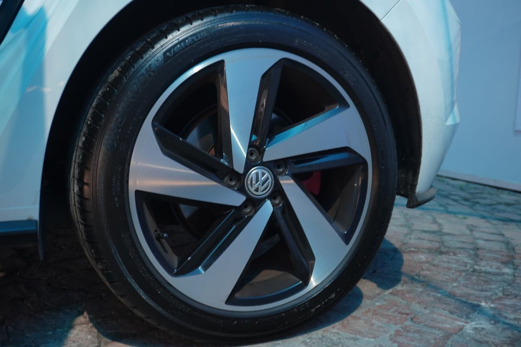 2019 VOLKSWAGEN POLO, White, 85998Kms, Automatic, Hatchback, Petrol, R389 900, Wingfield Motors Kuilsriver