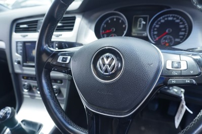 2017 VOLKSWAGEN GOLF 7, White, 186000Kms, Manual, Hatchback, Petrol, R209 900, Wingfield Motors Kuilsriver
