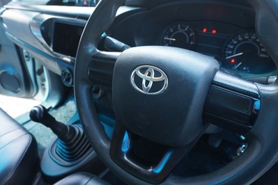 2021 TOYOTA HILUX, White, 186000Kms, Manual, Bakkie Single Cab, Diesel, R309 900, Wingfield Motors Kuilsriver